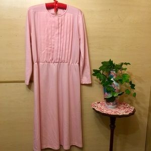 Women’s dress